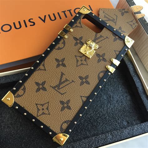 louis vuitton coque iphone 12|Vivienne Phone Pouch Monogram .